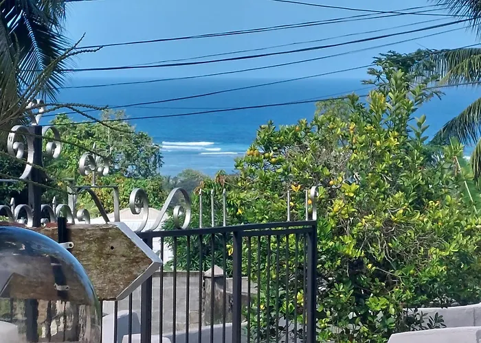 Reef Hills 4* Au Cap (Mahe)