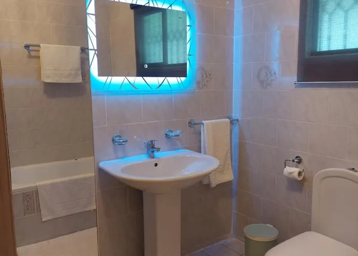 Bed & Breakfast Reef Hills 4*
